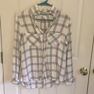 Women’s long sleeve button up